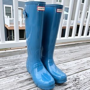 Hunter Original Tall Gloss Rain Boots in Blue
